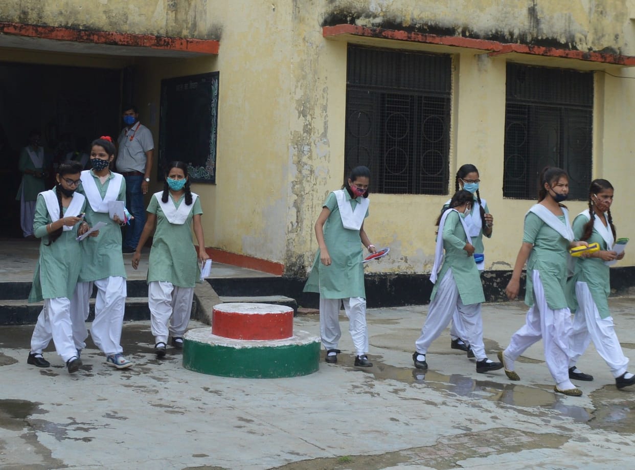 Hathras: 580 candidates appeared first in the marks improvement examination