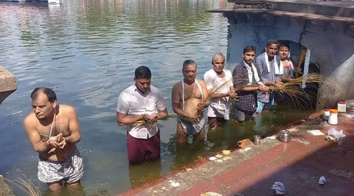 Shraddha Paksha,kasganj,pitra paksha,tarpan soron