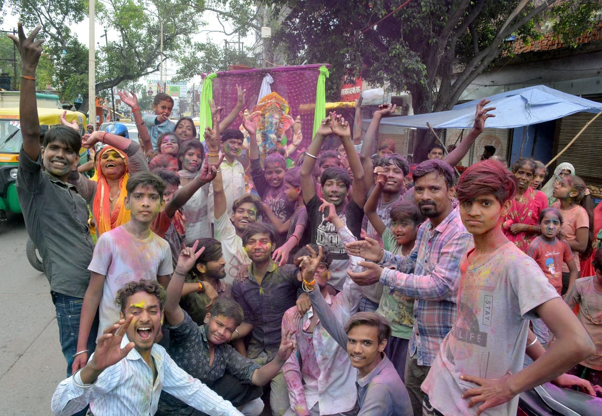 Aligarh: Ganpati immersed with pomp on the ninth day