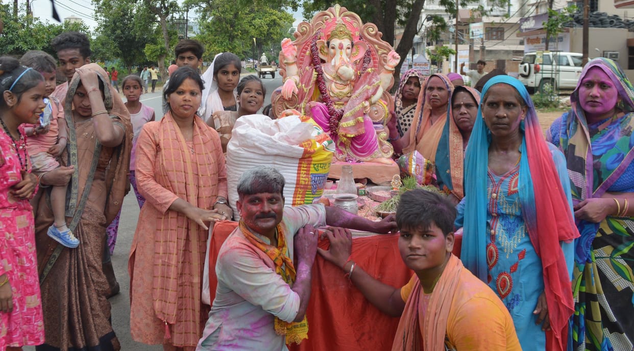 Hathras: Immersion of Ganesh idols on Anant Chaturdashi, echoed cheers