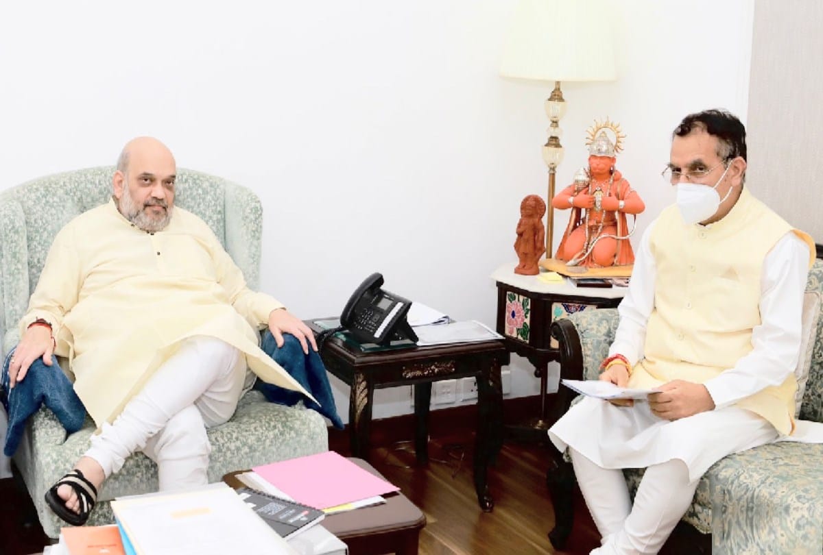 urban minister suresh bhardwaj calls on Home Minister Amit Shah in news delhi and knew about Himachal politics