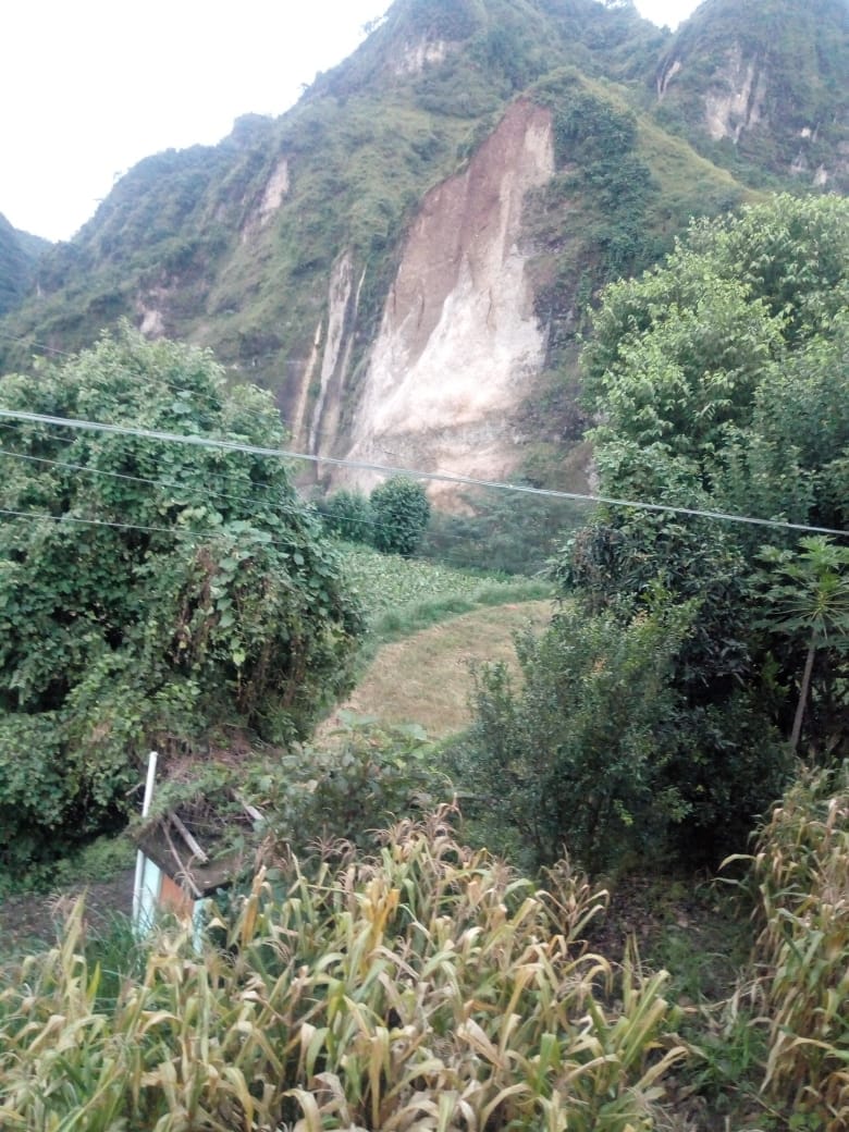 Ten bighas of fertile land destroyed due to hill cracking, Chandigarh-Manali NH restored after 12 hours