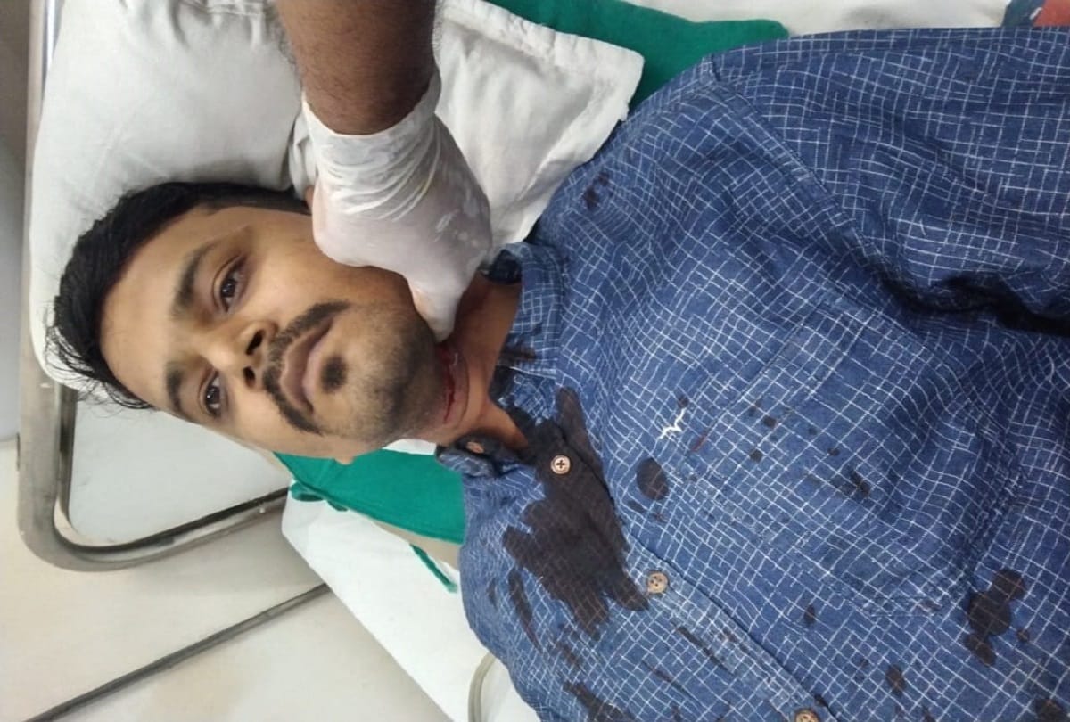 Bike riding youth injured by Chinese manjha in varanasi this deadly thread is easily available even after ban