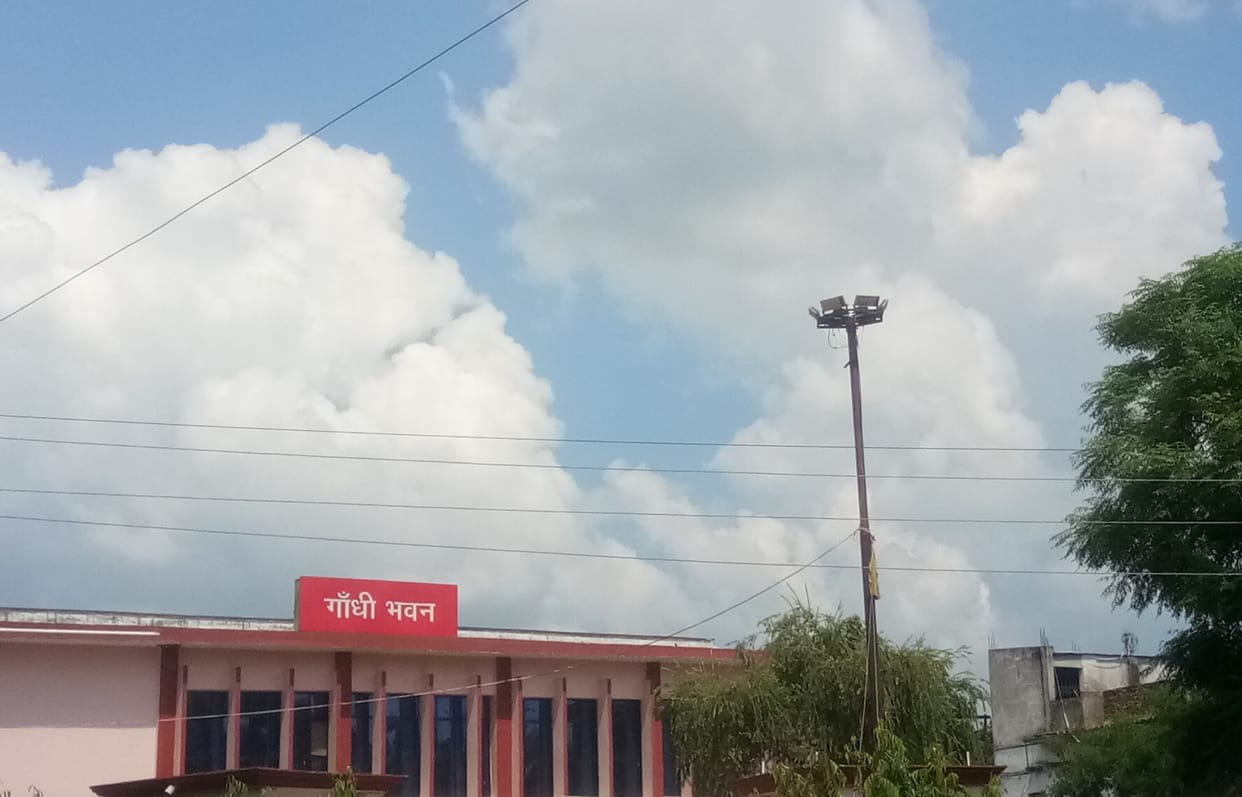rainy weather in shahjahanpur