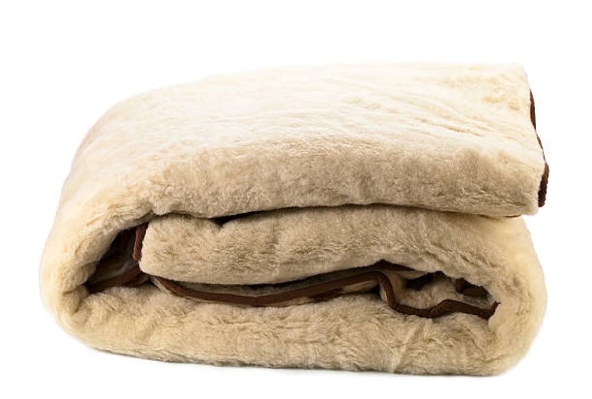 Easy tips to wash heavy blanket at home