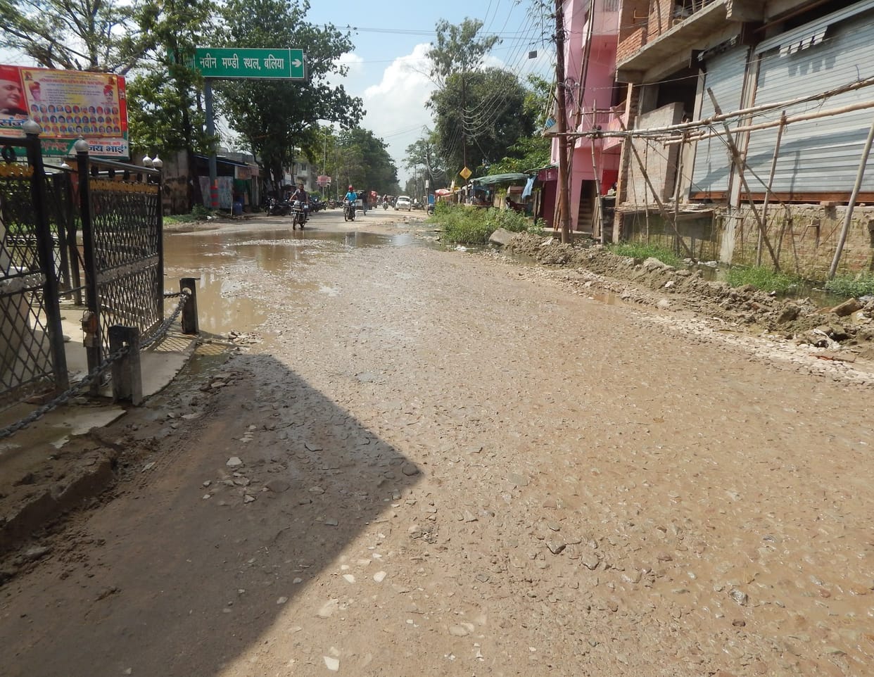 The roads of the municipality could not be pothole-free even in three and a half years