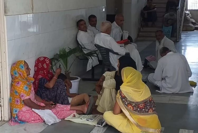 Officer went to give exam people are getting exam here