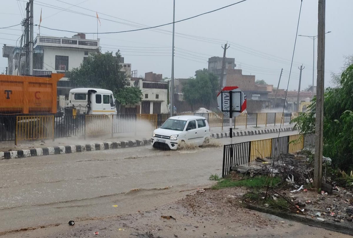 Heavy rainfall in Jind and Bhiwani since morning roads turn into ponds