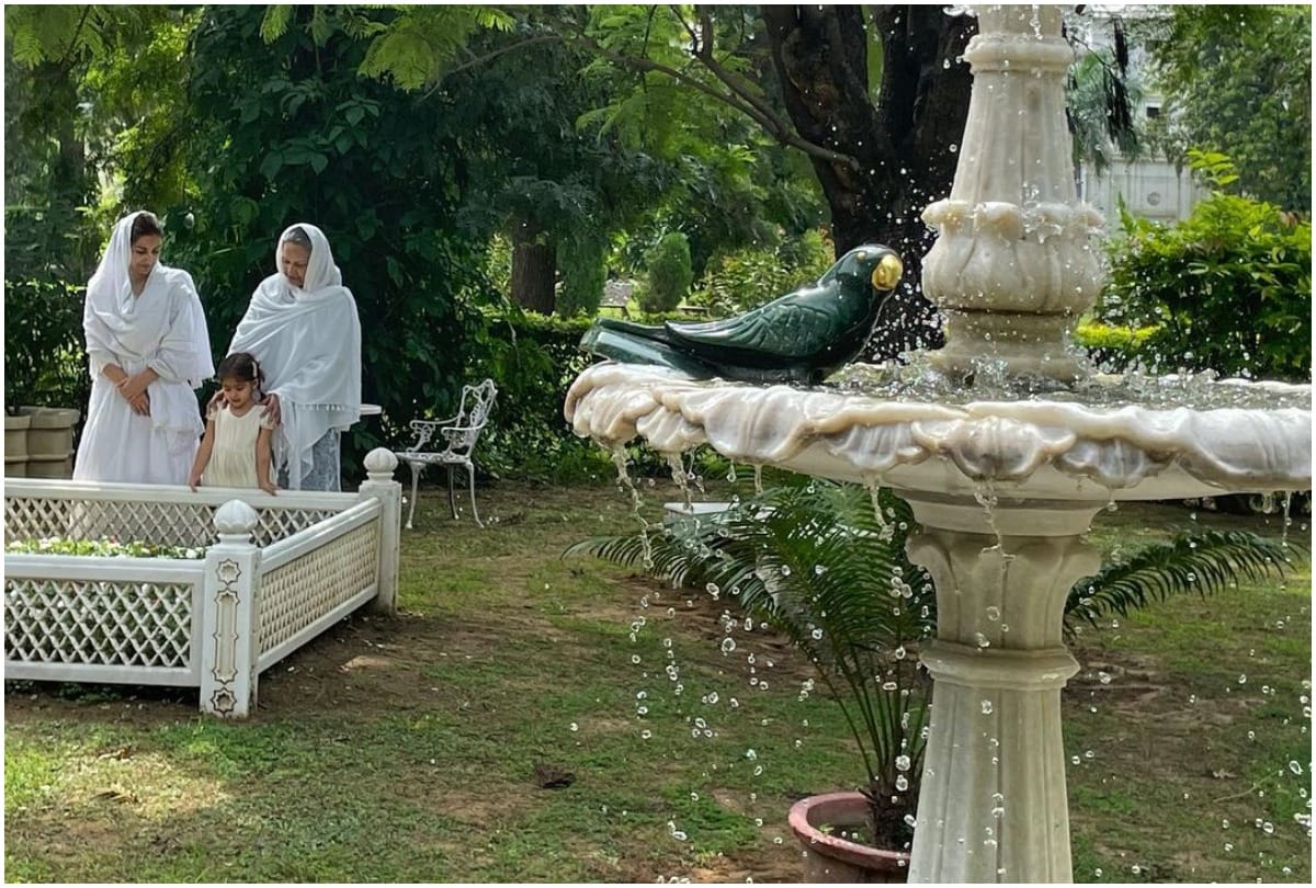 soha ali khan reached at father mansoor ali khan with inaaya and  sharmila tagore to pay tribute on his death anniversary