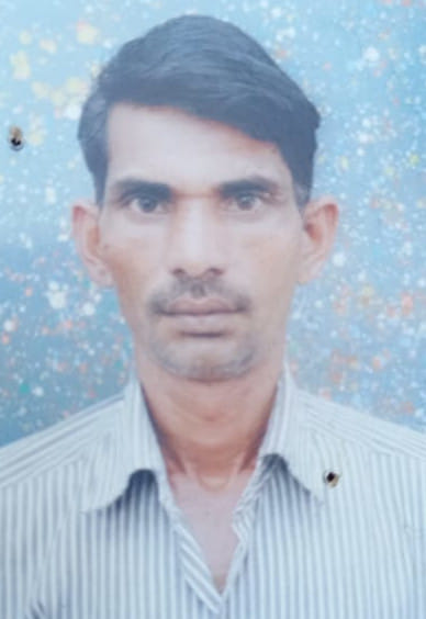 The house fell in the rain, kept pleading for help, then lost his life