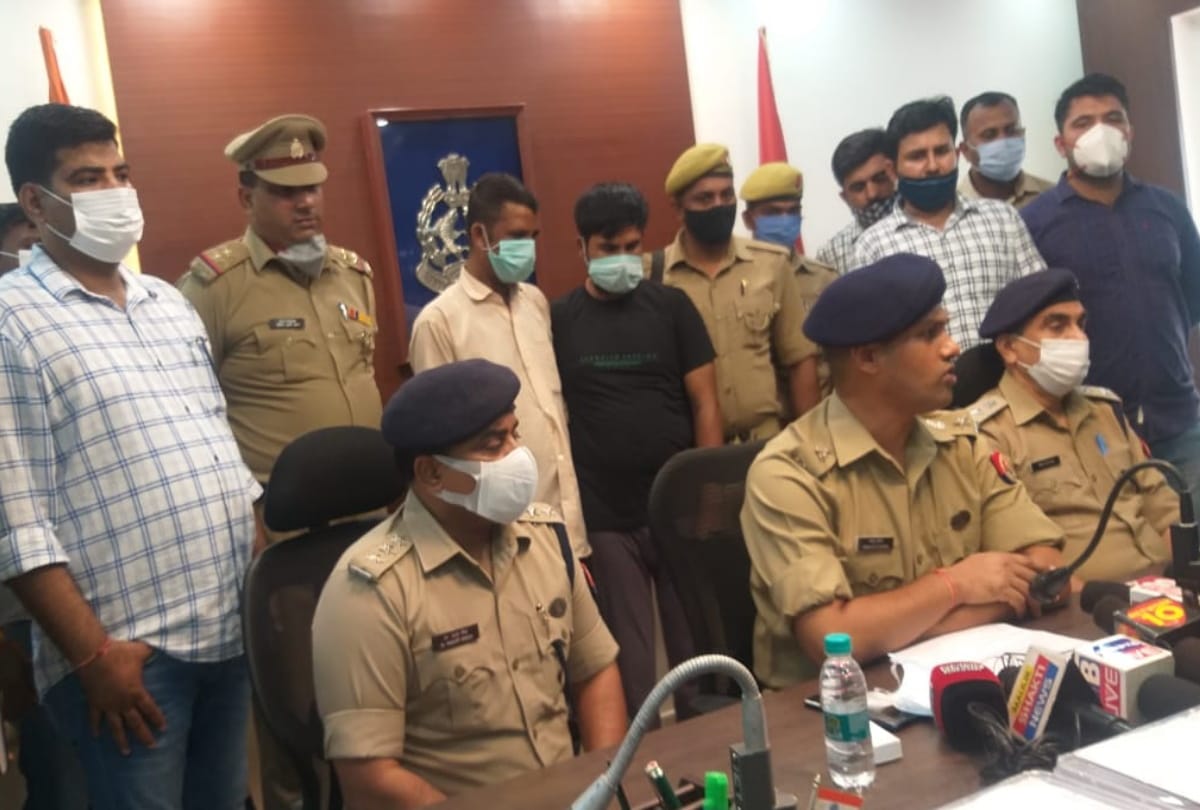 Moradabad ration dealer husband was killed by contract killer of former pradhan from jail