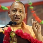 गोरखपुर में सीएम योगी आदित्यनाथ।