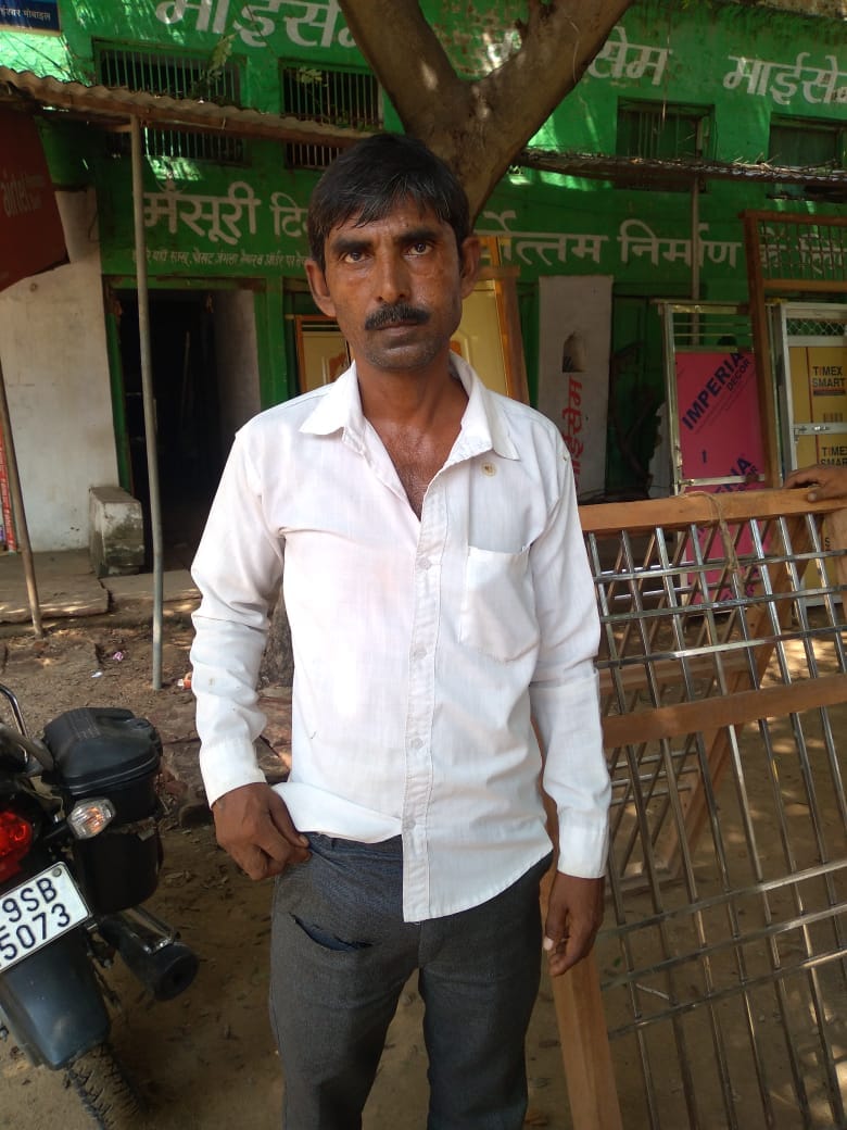 etawah news,Thirty thousand rupees crossed from the pocket of the young man sitting in the auto