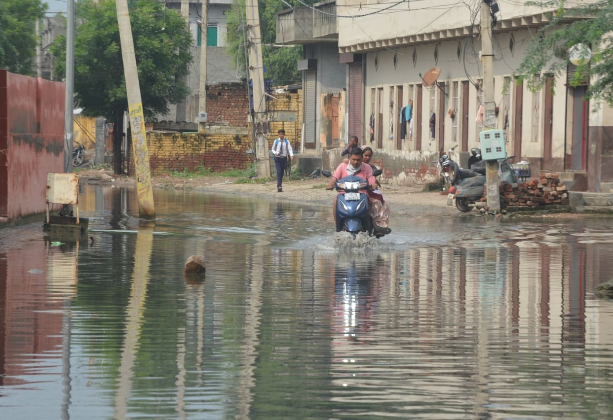 Where is the government.. The problem of waterlogging continues in the city