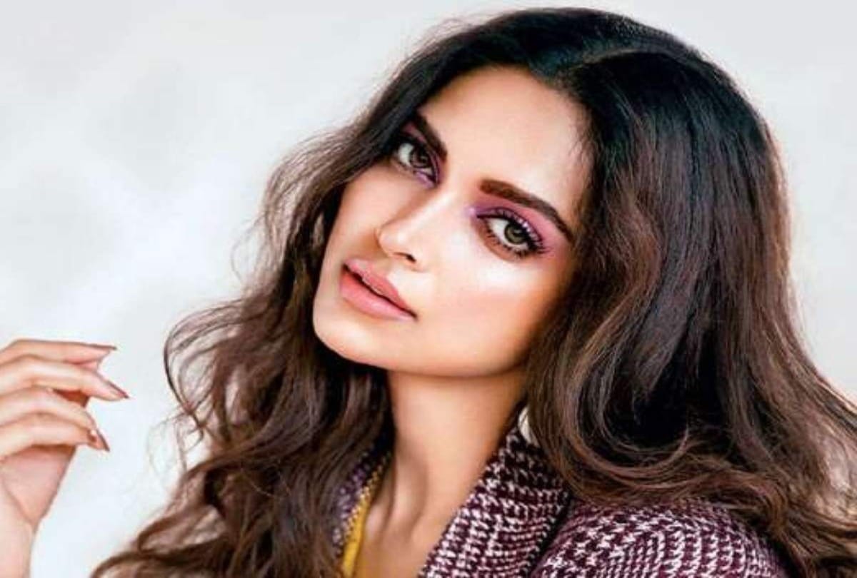 Viral Video: Deepika Padukone played badminton with PV Sindhu asked in the caption Guess who won