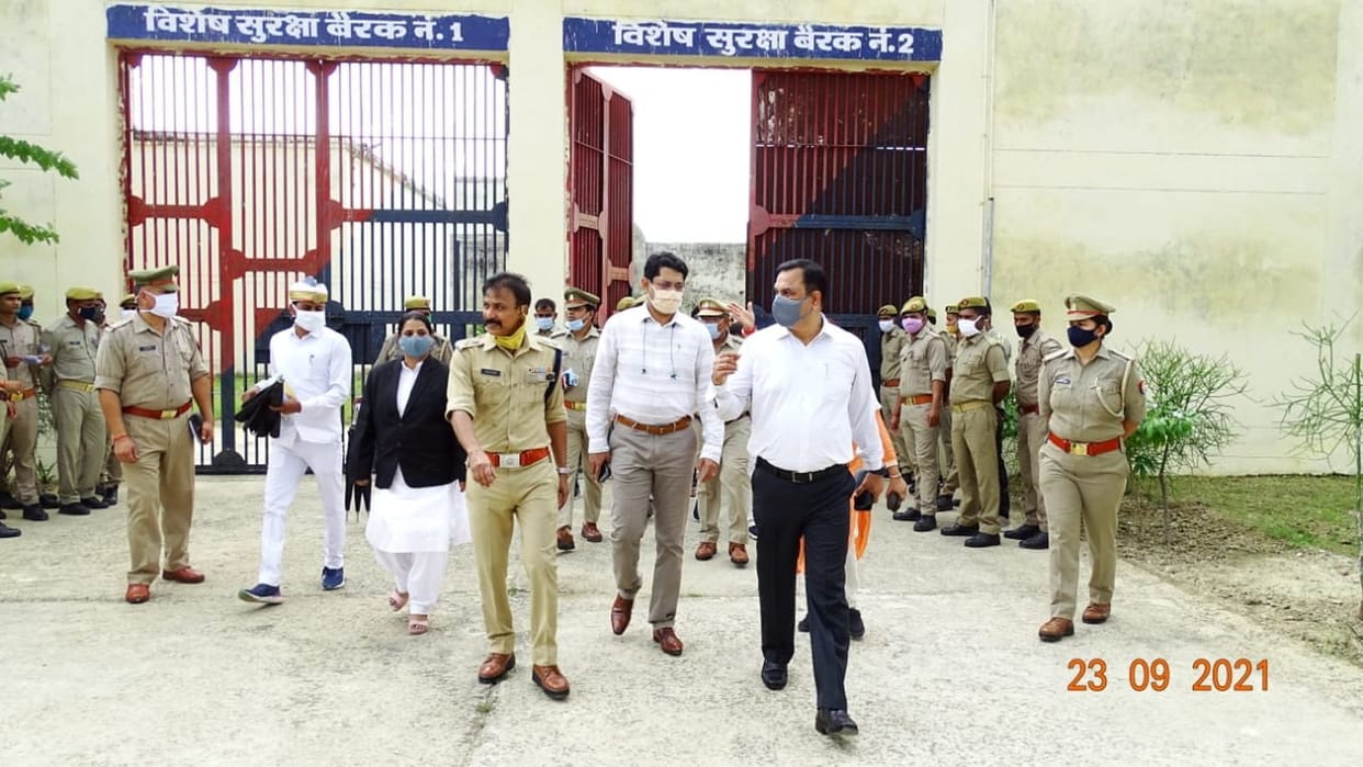 District Judge inspected the jail with DM-SP