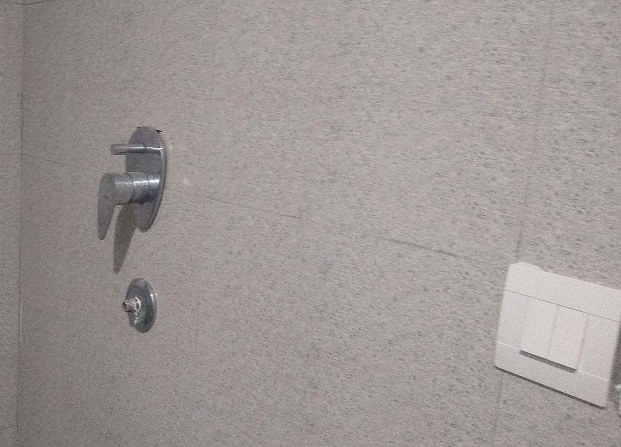 Toti-shower theft from the bathroom of covid Hospital