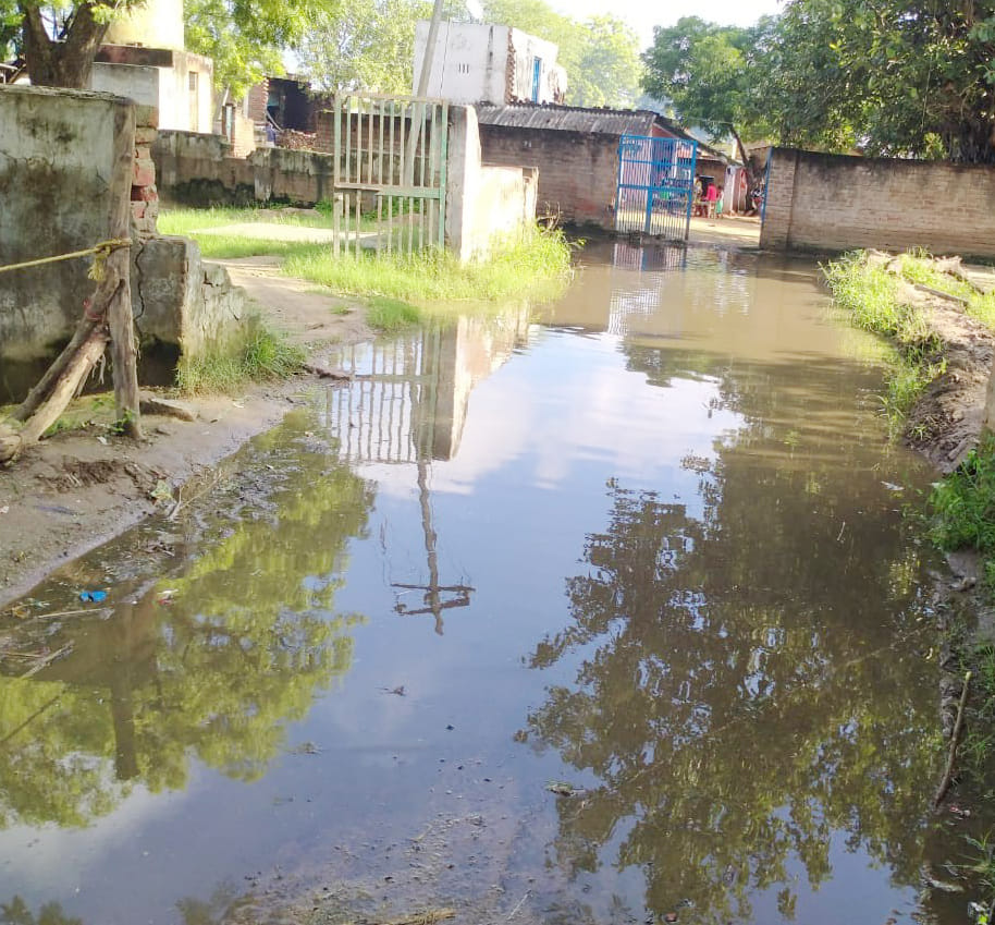 Roads and streets submerged due to rain, traffic problems