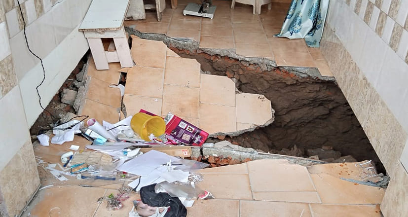 The foundation of the Photo State shop sank into the ground, there was chaos