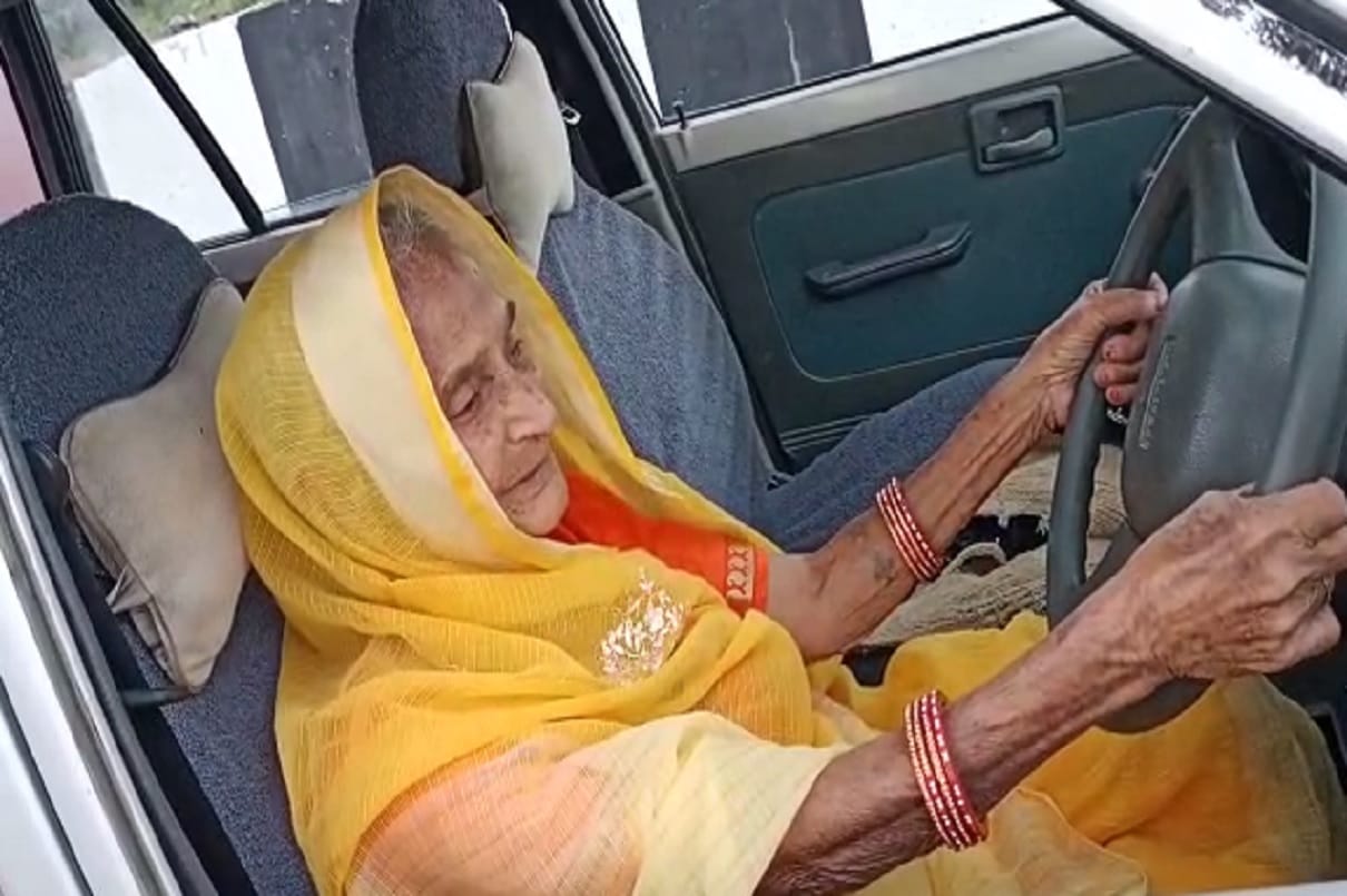 90 year old woman resham tanwar driving car in dewas madhya pradesh
