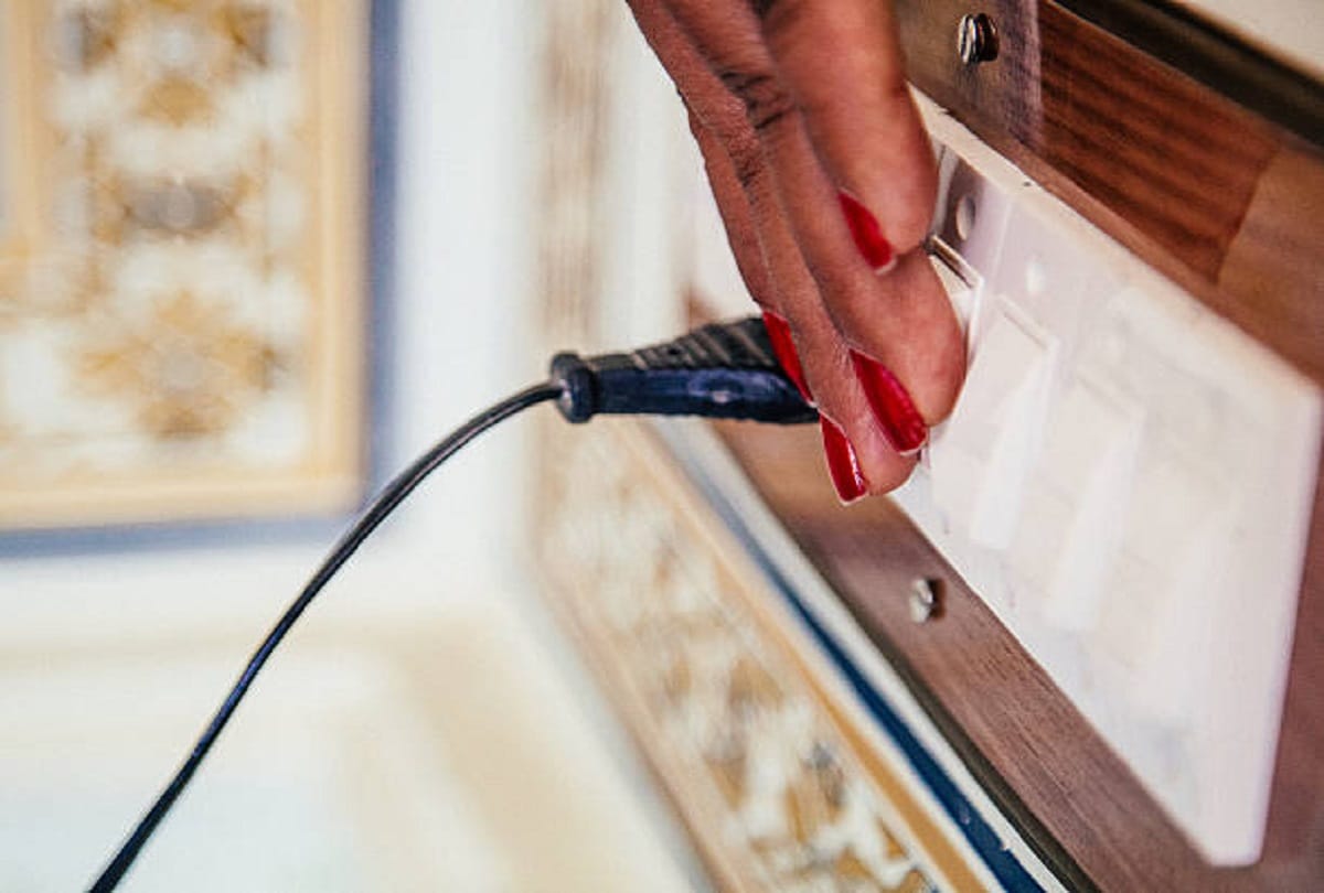 electricity crisis: UPCL bought electricity from exchange at expensive price