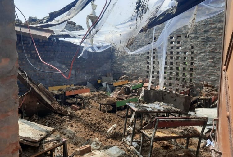 Haryana School Roof Collapse: 25 Children Of Class III Injured After School Room Roof Collapsed In Gannaur