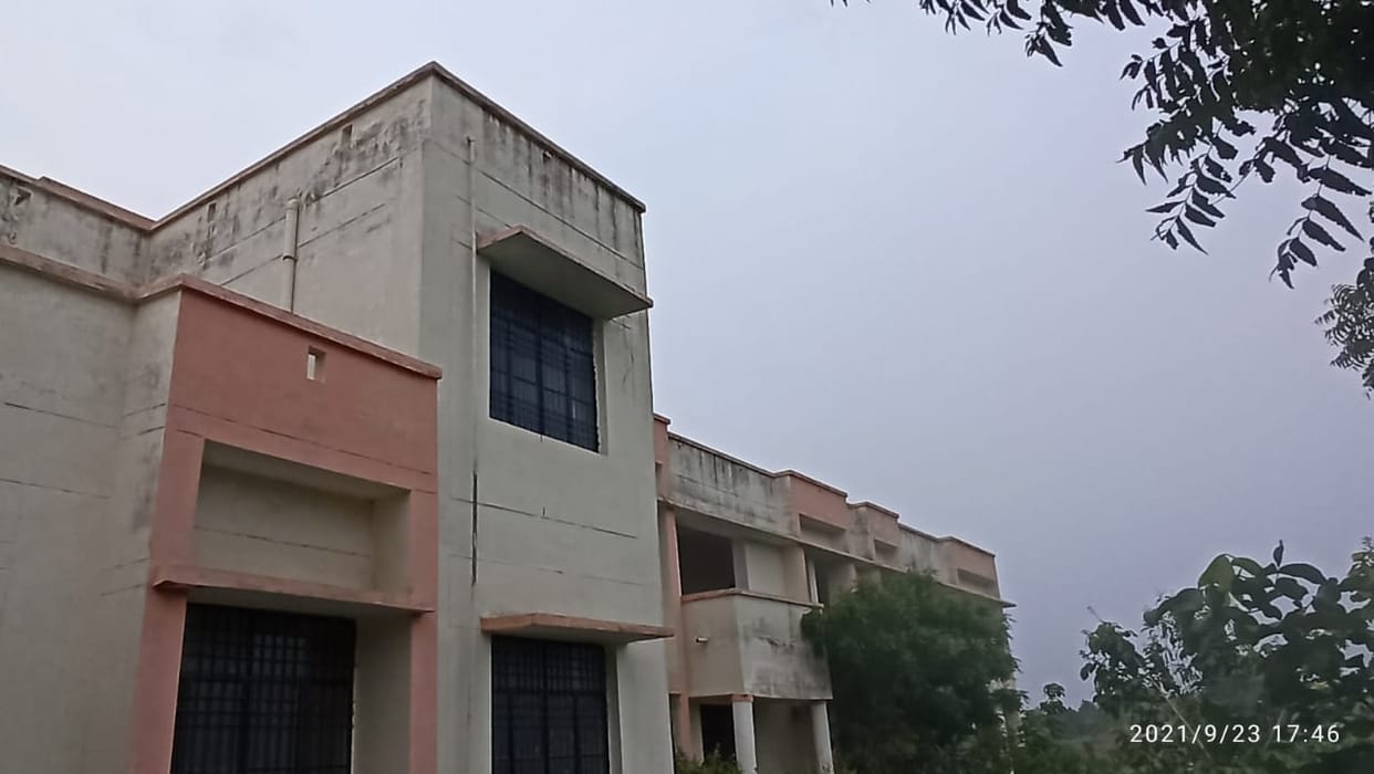 Sonbhadra: Three years ago, CM Yogi inaugurated, yet studies did not start