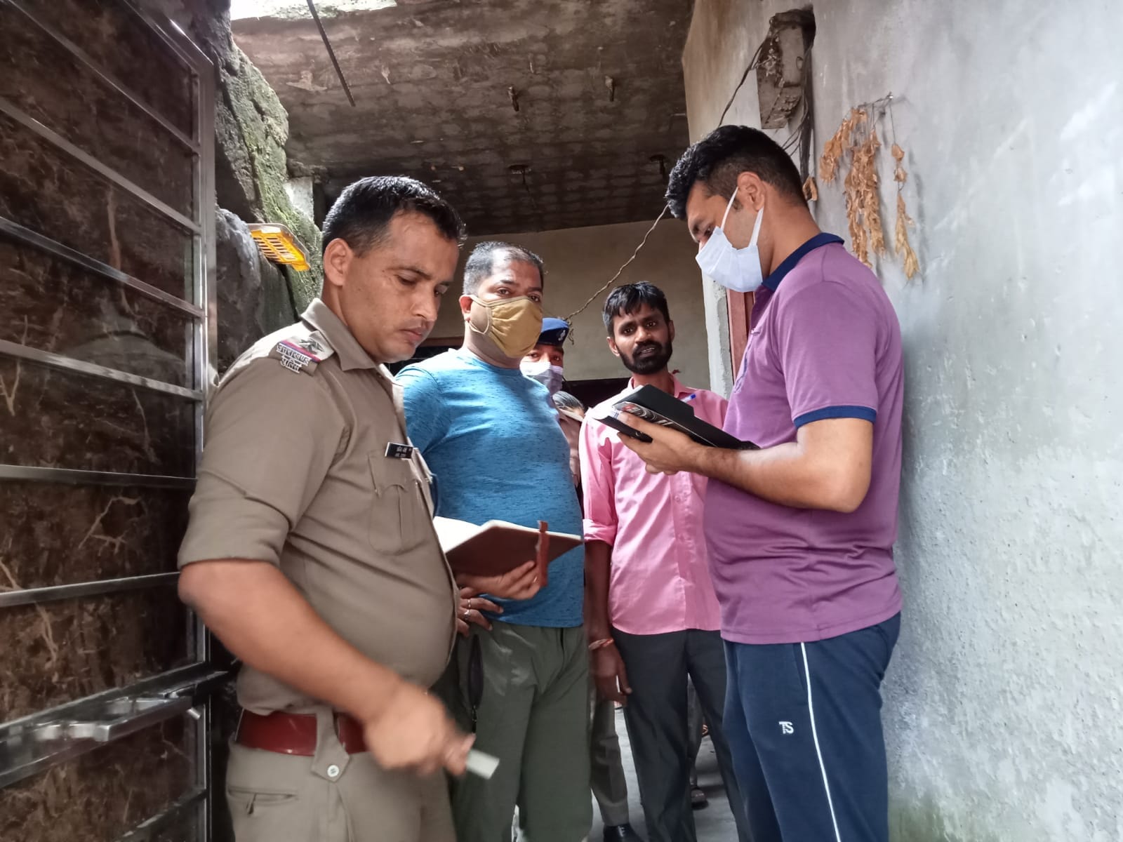 uttarakhand news: six year old son and mother found dead in rudrapur