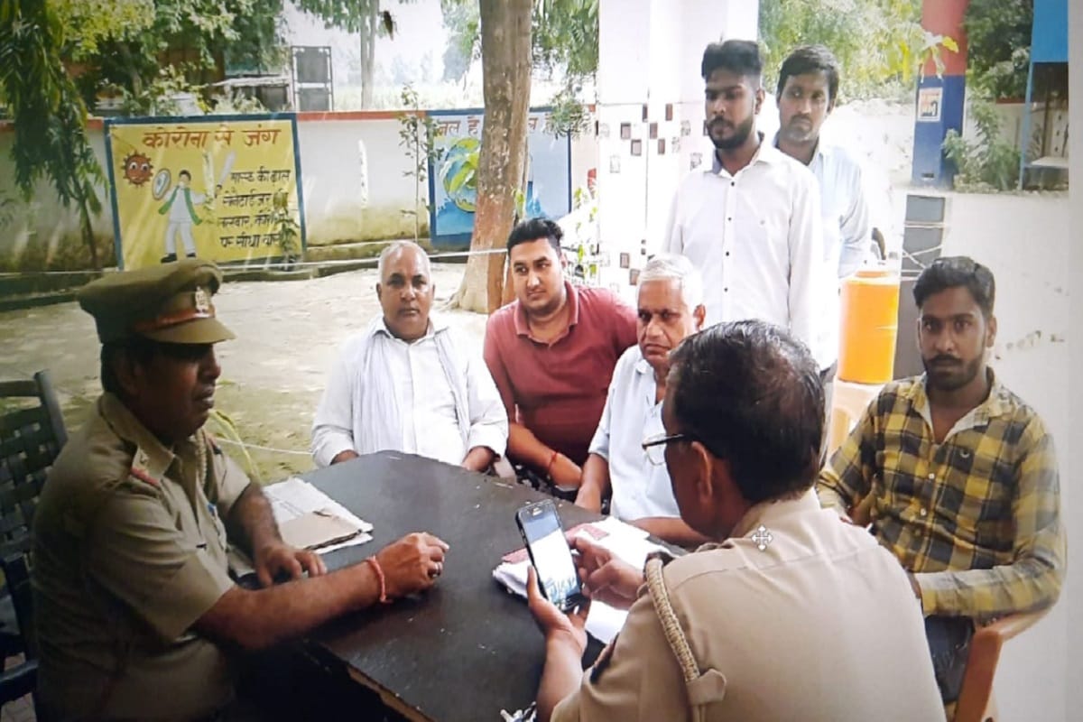 UP News: Hindu Jagran Manch activistshave demanded action against two accused in the conversion case  in Muzaffarnagar