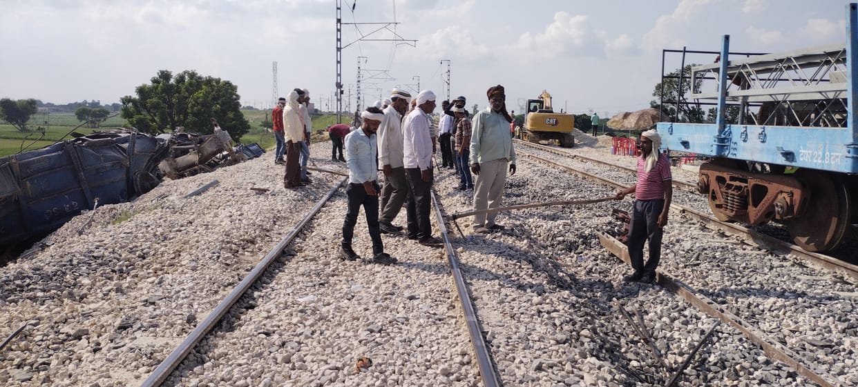 etawah news,DFC up line restored after 58 hours