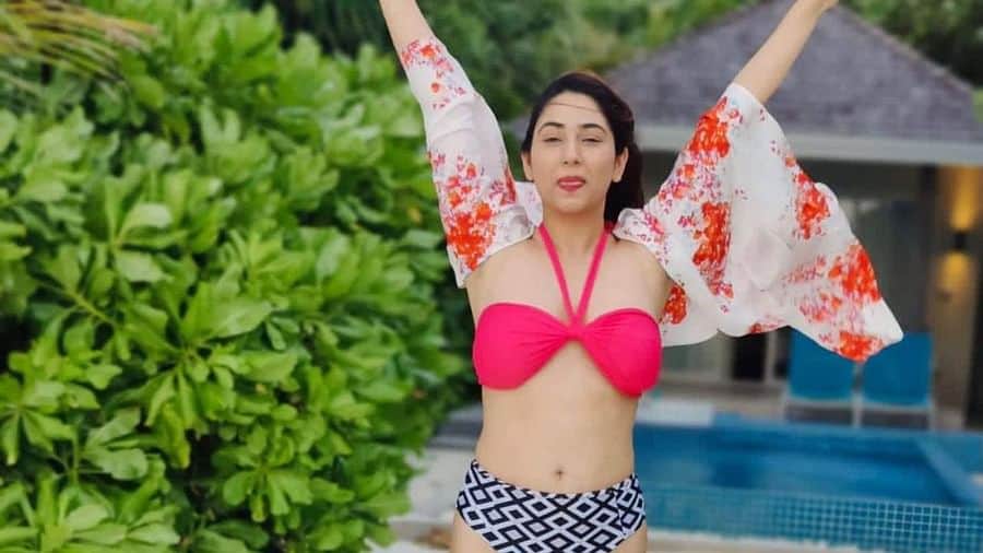 Bold and Beautiful: bade acche lagte hain actress Disha Parmar's sizzling bikini avatar in maldives