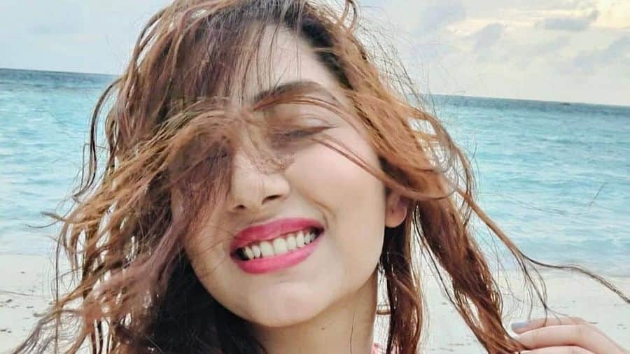 Bold and Beautiful: bade acche lagte hain actress Disha Parmar's sizzling bikini avatar in maldives