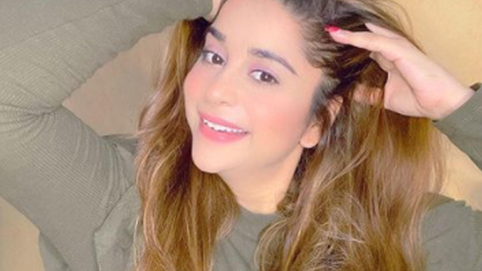 Amrapali Dubey to Anara Gupta these Bhojpuri actresses are unmarried even at age of 30