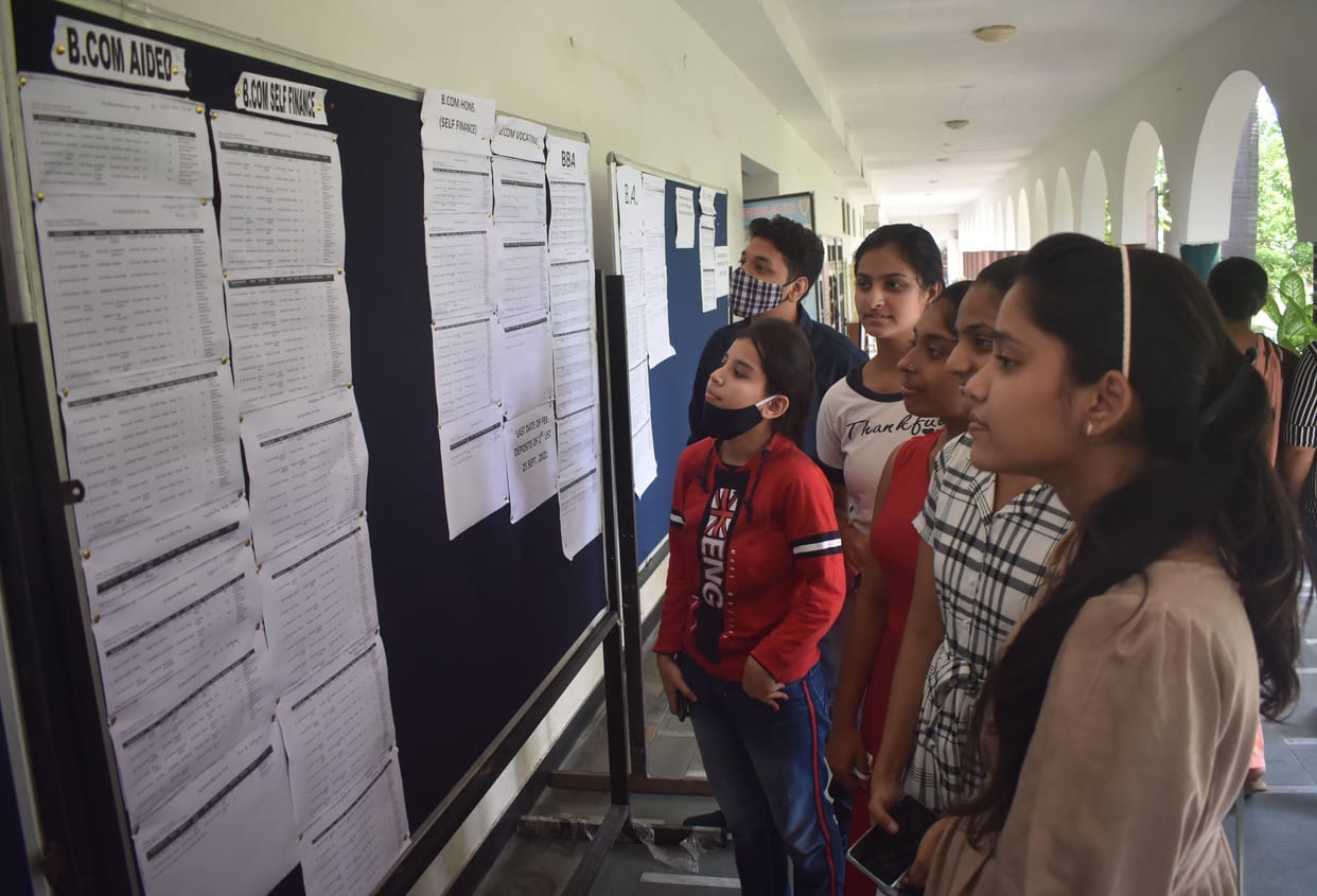 Second cut off list fee deposited on martyr day