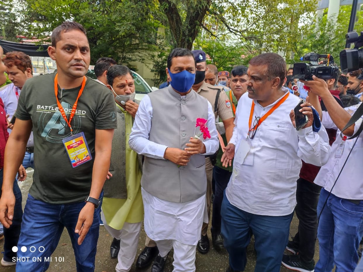 uttarakhand election 2022 : Rajya Sabha MP Anil Baluni Big statement, says Every Congressman willing to join BJP