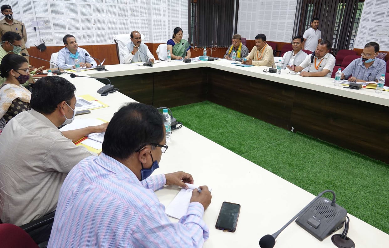 MP Tamta Takes Meeting