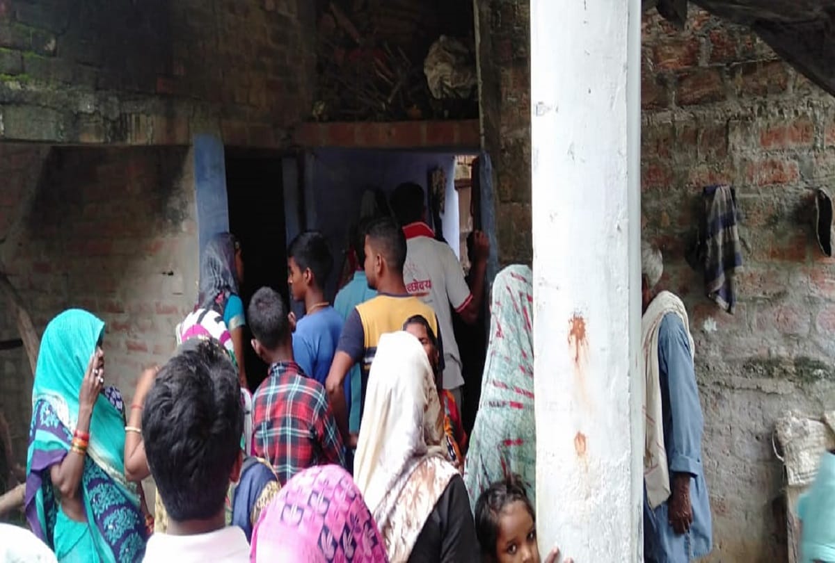 Brutal murder of mother daughter sleeping outside the house in Prayagraj
