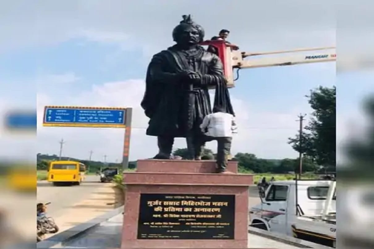 Controversy started even before the statue of Emperor Mihir Bhoj