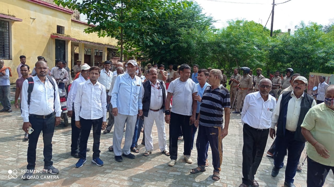 Demand to make Duddhi a new district of Uttar Pradesh demonstration in Sonbhadra police clashed