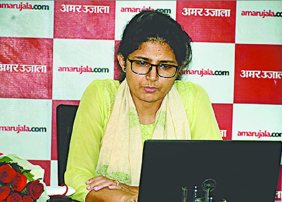 IAS Transfer in up  VDA Isha Duhan becomes Chandauli DM Mirzapur Ghazipur and Bhadohi DM also changed