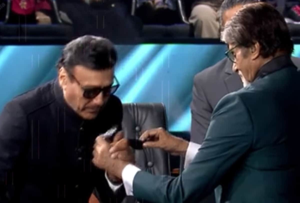 Kaun Banega Carorepati 13 jackie shroff revealed that once he approached amitabh bachchan for autograph but abhishek  bachchan stopped him