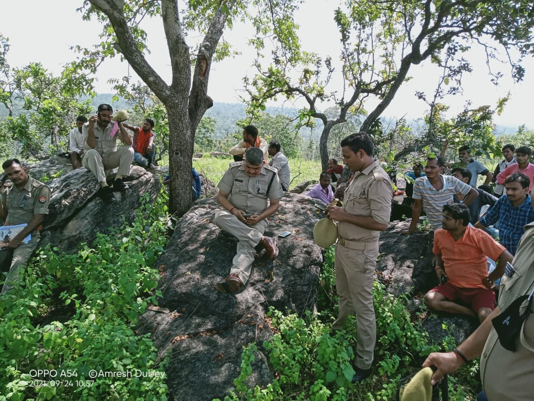 body of  missing mother found hanging in forest in mirzapur her three daughters skeletons recoverd three days ago from hurra jungle