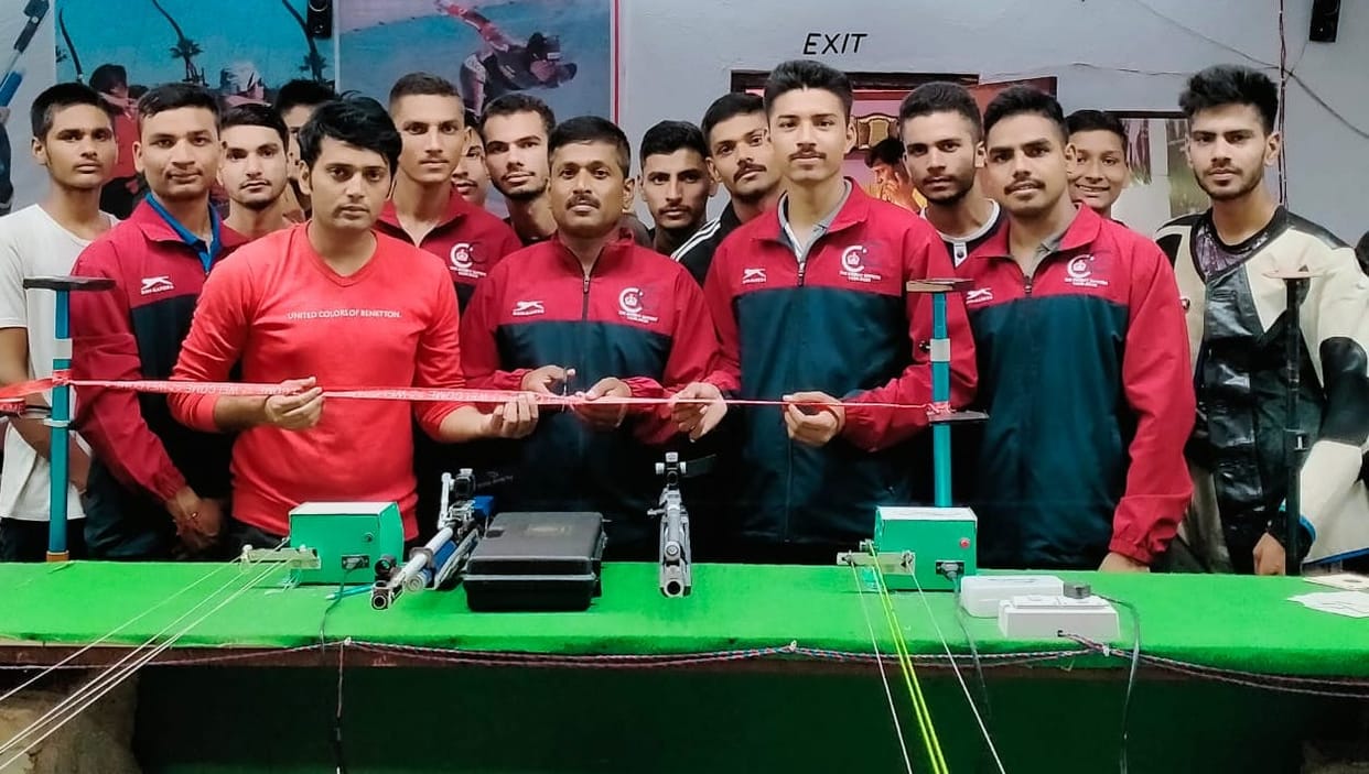 Devraj, Avneesh take lead in shooting championship