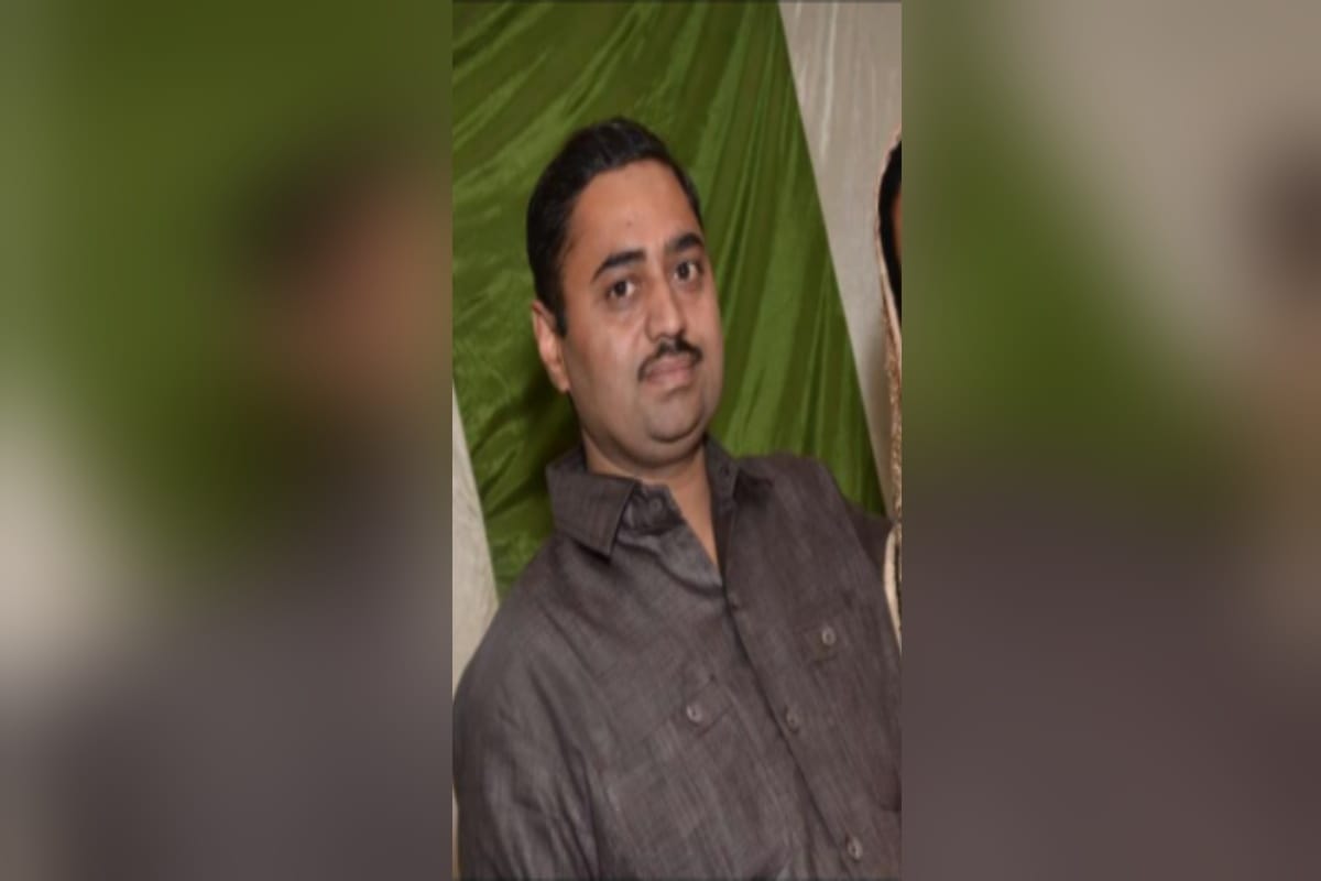 UP News: A man has died in bus accident in Meerut city