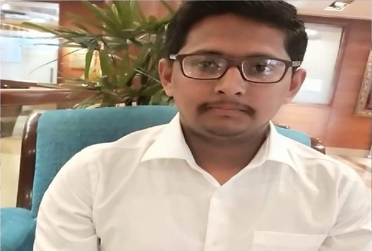 Suchitar Sharma resident of Jammu district achieved success in UPSC in the first attempt.