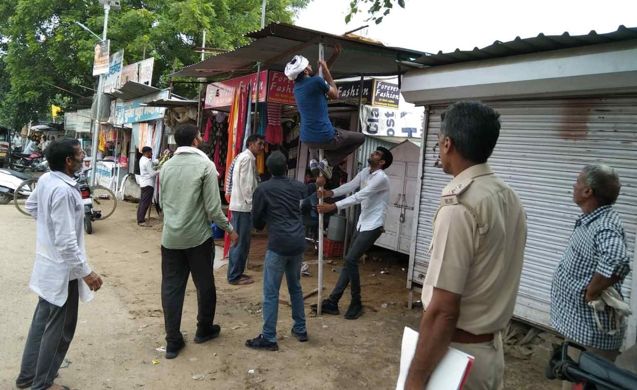 Campaign to remove illegal construction confined to the poor