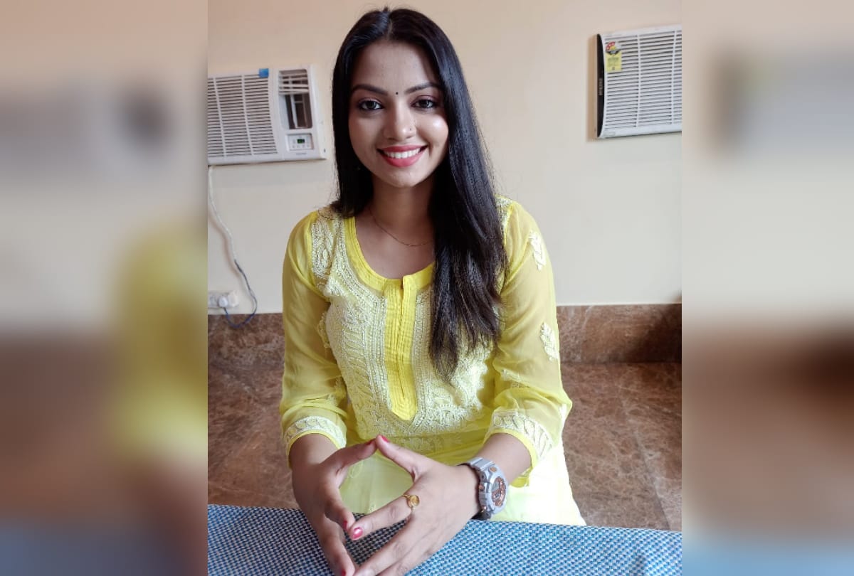 Bhojpuri film actress Raksha Gupta visit Gorakhpur