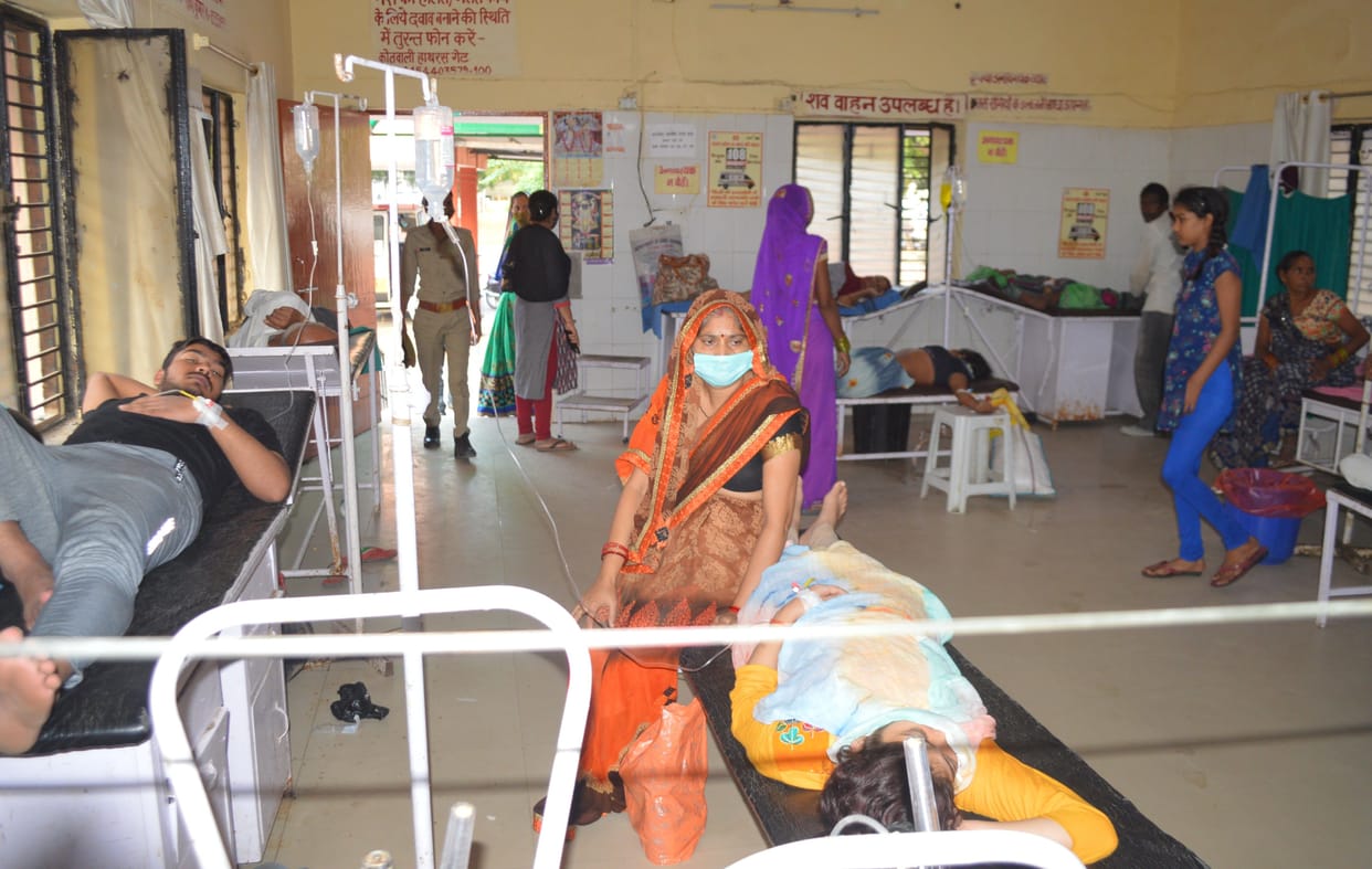 Hathras: Two including a teenager died of fever