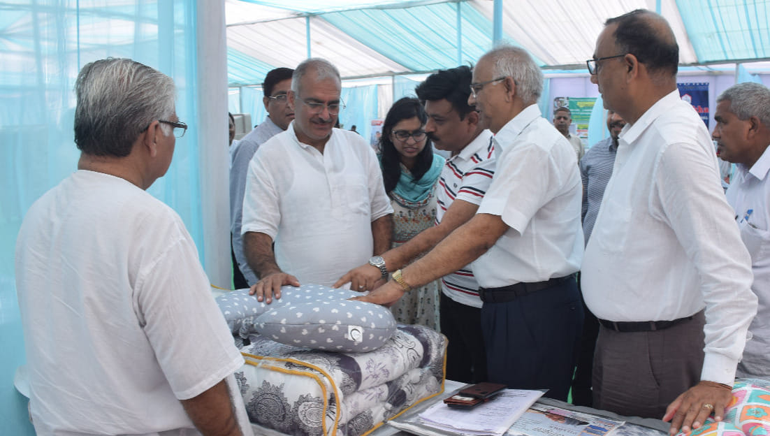 Take interest in textile, youth can make a better future
