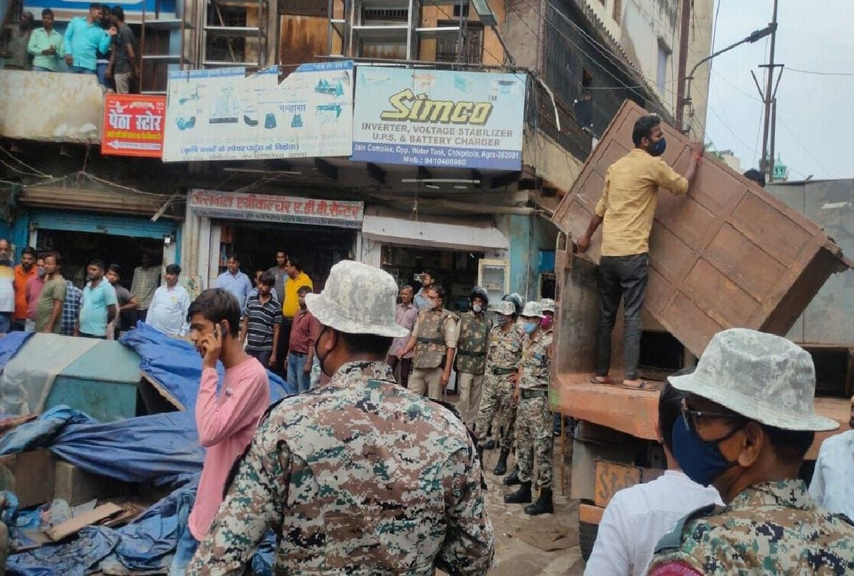 Uproar over removal of encroachment in Agra